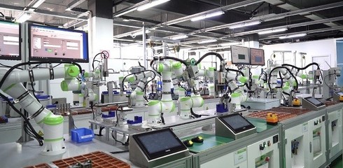 長廣溪智造 以多媒體技術(shù)鑄就“機(jī)汽共融”智能工廠新標(biāo)桿